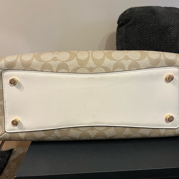 Coach Lillie Carryall bag in signature canvas print with insert included - Picture 7 of 16